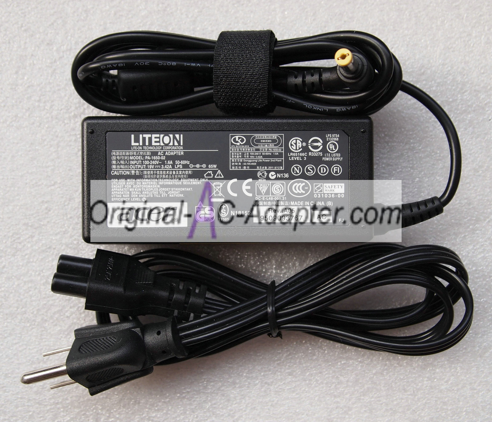 Benq 177626-001 19V 3.42A Power AC Adapter