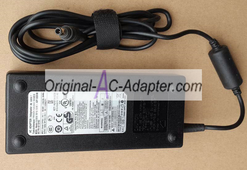 Samsung DP700A3B-A01US 19V 6.32A Power AC Adapter